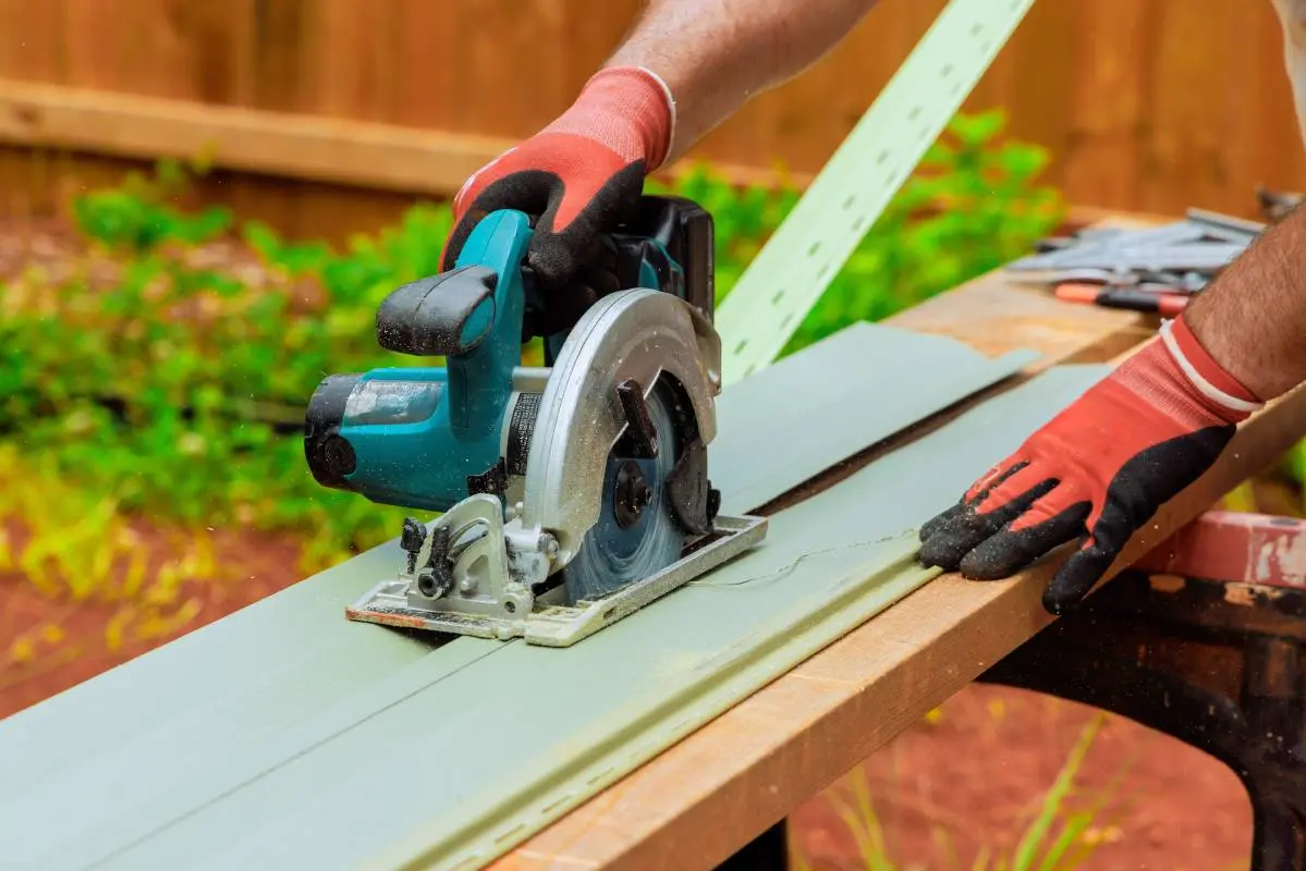 Produits de revêtement extérieur